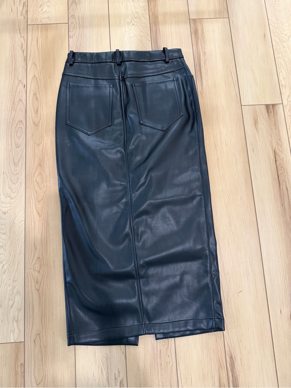 Heartlook Marissa Black Button-Front Faux Leather Midi Skirt - Picture 9 of 9